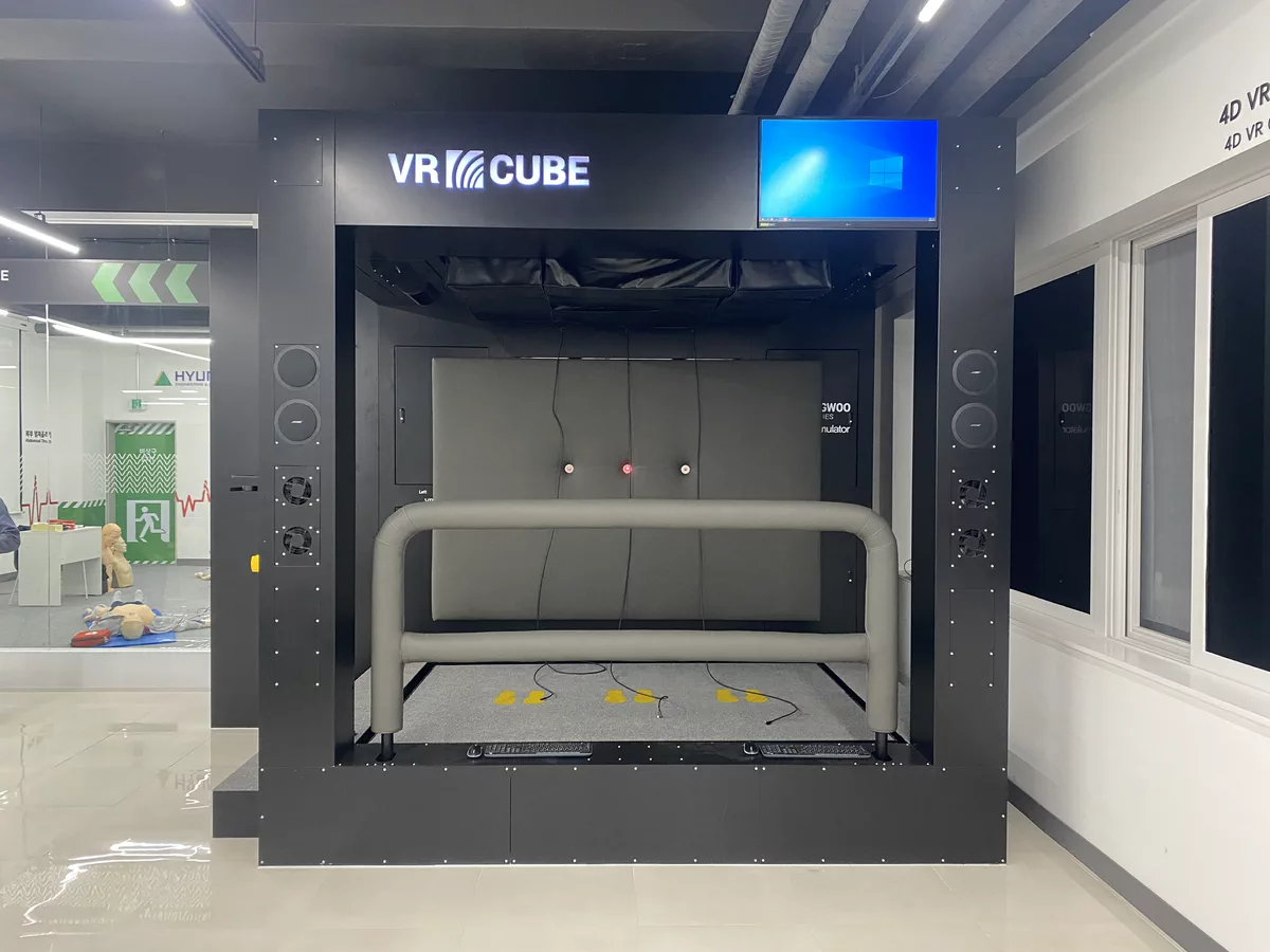 영우산업 VR 큐브 안전사고 체험 장치 현장